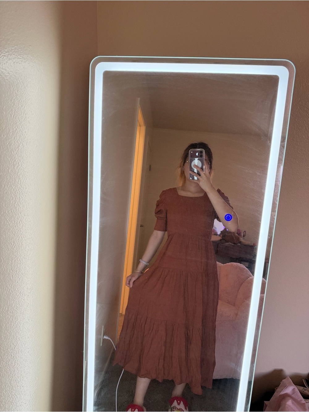 Women's Rust Tiered Midi Dress - Casual Puff Sleeve